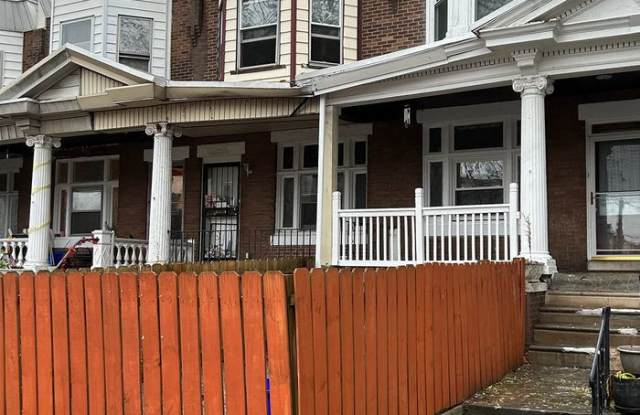 Newly renovated 3 bedroom lots of storage and enclosed yard - 4335 Brown Street, Philadelphia, PA 19104