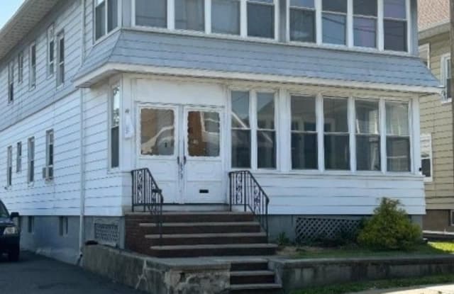 673 Paulison Ave - 673 Paulison Avenue, Clifton, NJ 07011