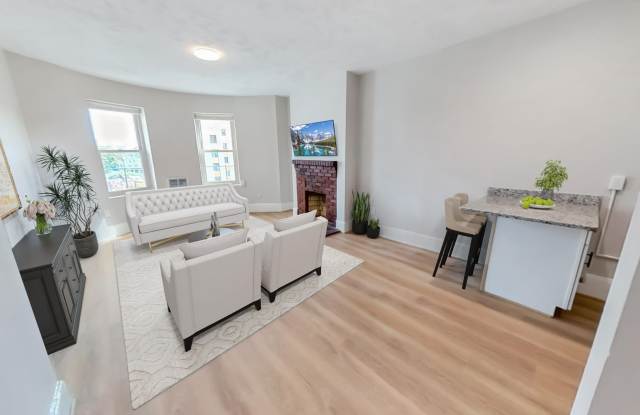 44 Guild Street44 Guild Street - 1