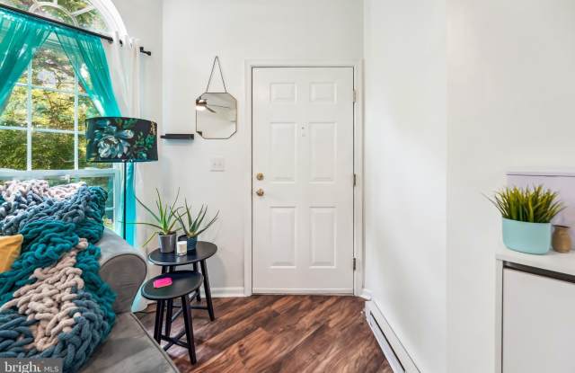 2330 FOREST RIDGE Terrace unit: 7