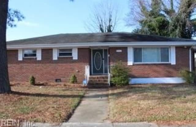 2702 Arcadia Avenue - 2702 Arcadia Avenue, Portsmouth, VA 23704