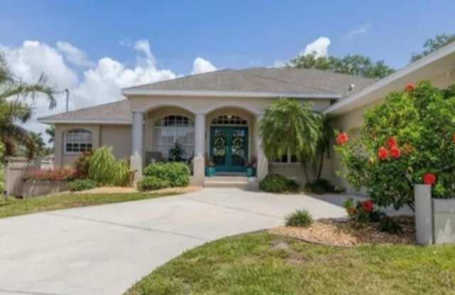 39 PINE VALLEY COURT