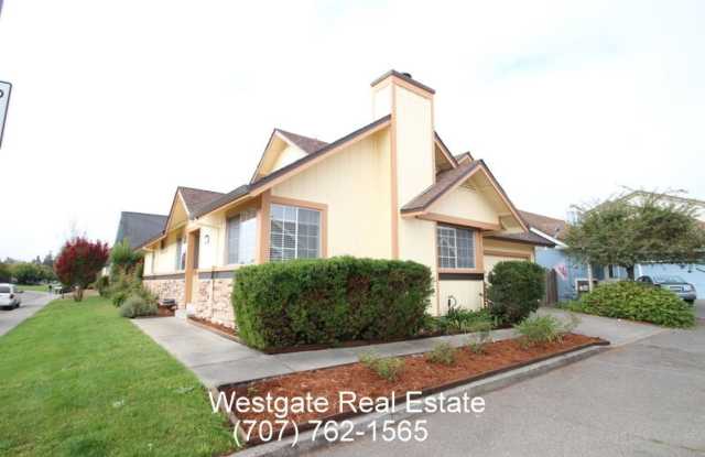 Updated 3/2 East Petaluma Home - 1439 Morning Glory Drive