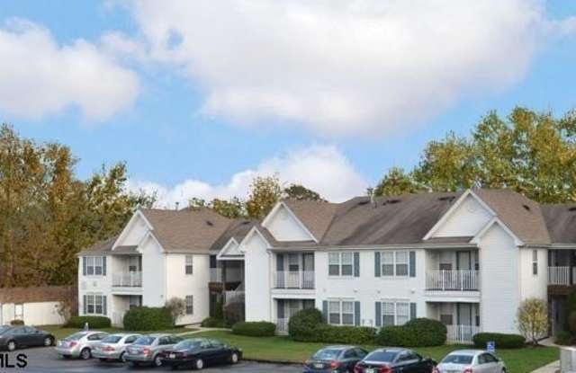 Photo of 60 White Pond Ct