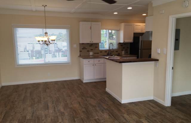 1160 Manhattan Beach Blvd