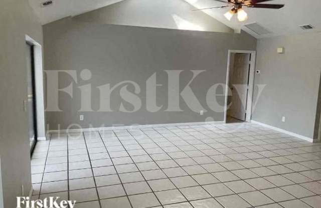 1916 Southeast 6th Avenue