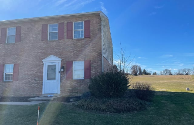 334 STRASBURG PIKE - 334 Strasburg Pike, Lancaster County, PA 17602