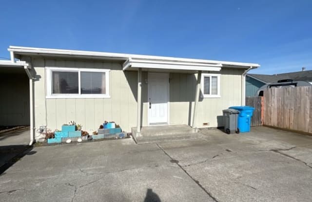 144 Perch St - 144 Perch Street, Humboldt County, CA 95503