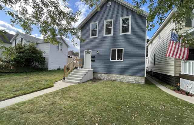 Photo of 520 13th St S