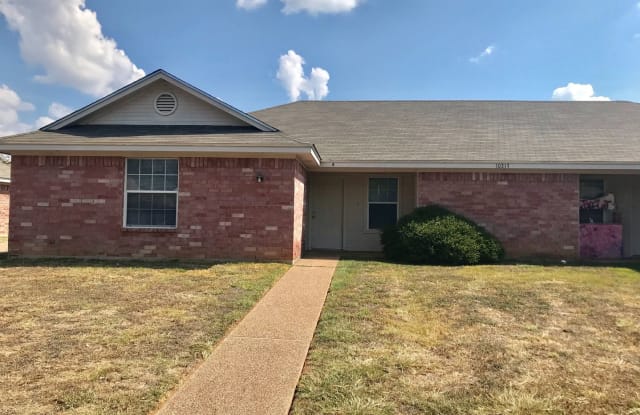 10213-A Hyacinth Ln - 10213 Hyacinth Ln, Waco, TX 76708