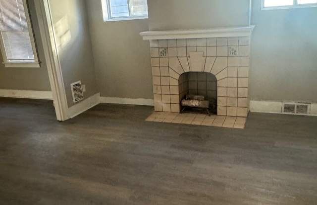 1410 Meadow Street - 1