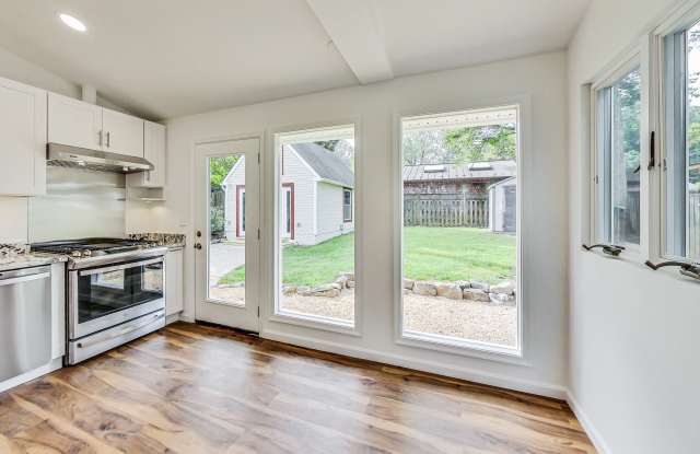 3910 Lawrence Avenue