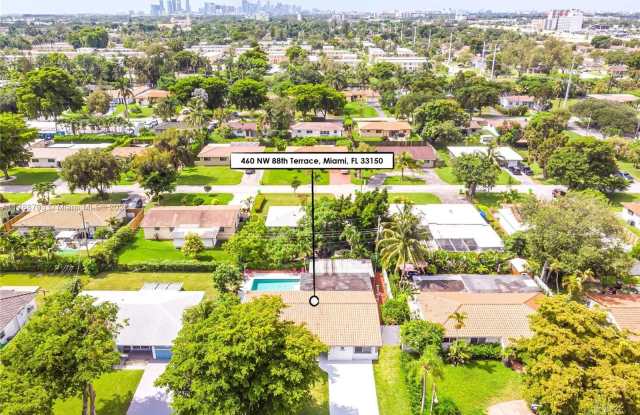 460 NW 88th Ter