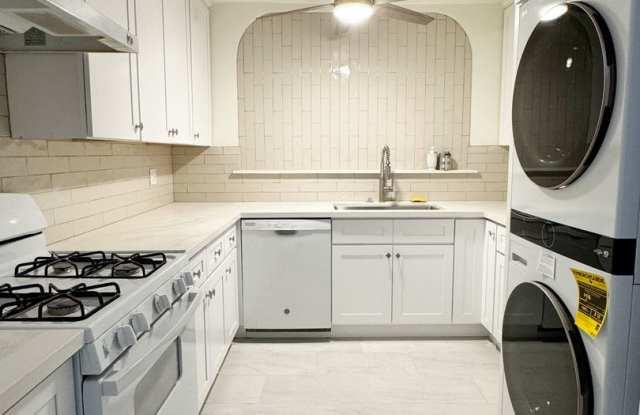 Charming 3-Bedroom Front Home only in Norwalk