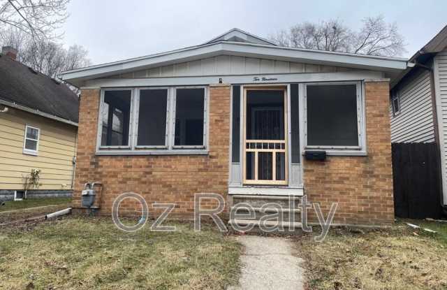 1019 Coventry Ave