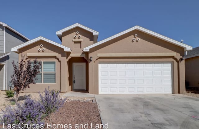 4955 Kenmore Road - 4955 Kenmore Road, Las Cruces, NM 88012