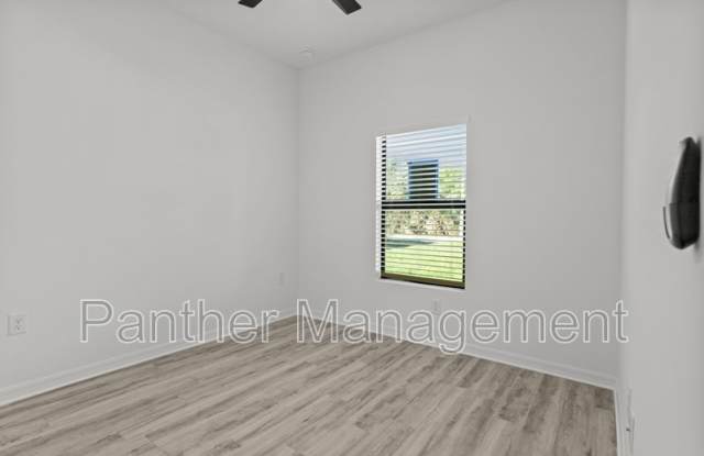 1116 Harold Avenue South