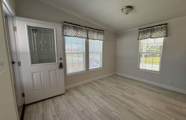 2 Coach And Four Ct, #415