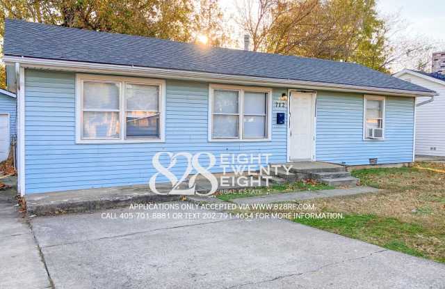 Cute 2 Bed/1 Bath Single Family Home in MWC - AVAILABLE NOW!