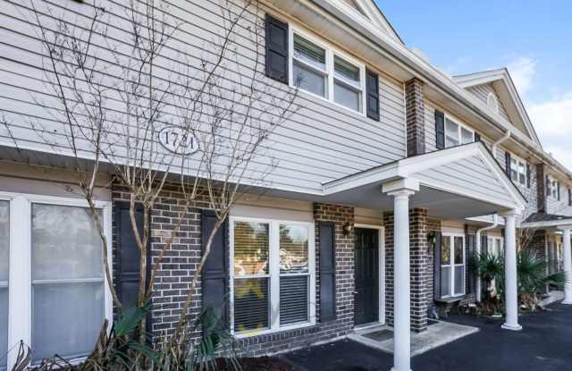 2 Bed 1.5 Bath in Mepkin Place of West Ashley