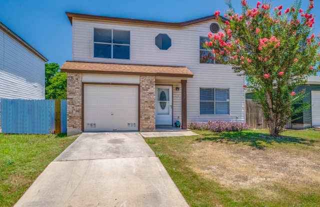 UPDATED 3-BEDROOM IN CANDLEWOOD PARK, JUDSON ISD