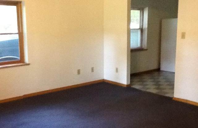 128 N Roosevelt Street