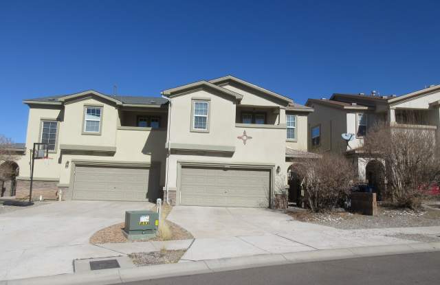 12505 Woodland Ave NE