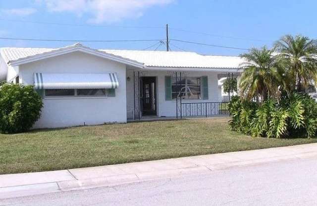 Photo of 4223  100th Avenue