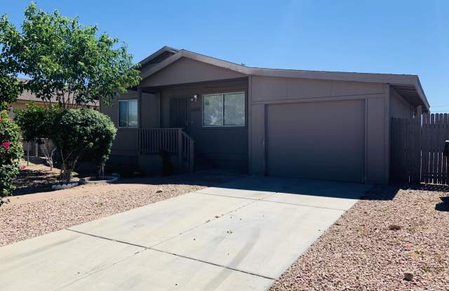 11609 N 80TH Avenue - 11609 North 80th Avenue, Peoria, AZ 85345