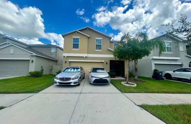 Beautiful 4-Bedroom Home for Rent in Wimauma, FL – Exceptional Value and Amenities
