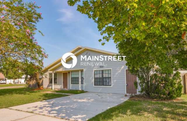 7453 Amandas Crossing Drive North