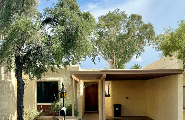 Photo of 650 East Camino Alteza