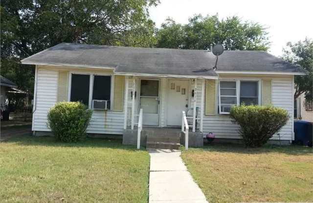 Photo of Charming 2-Bedroom Home Near Downtown San Antonio