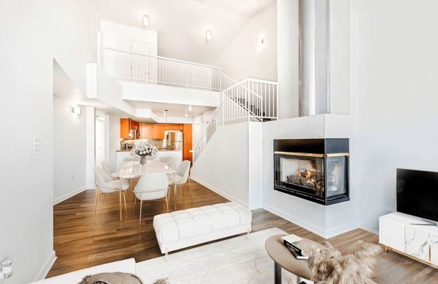 Photo of Botanica Town Center