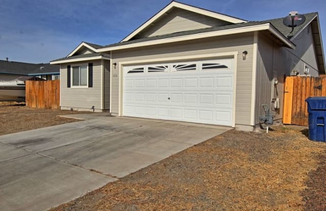 604 Annie Way - 604 Annie Way, Fernley, NV 89408