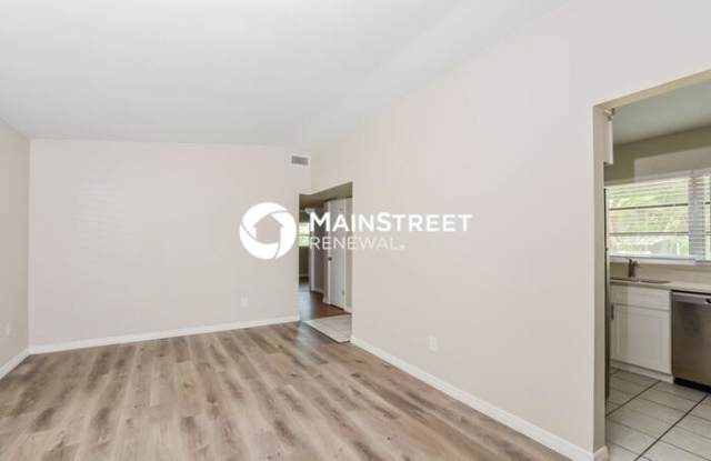 6114 Oakcrest Circle