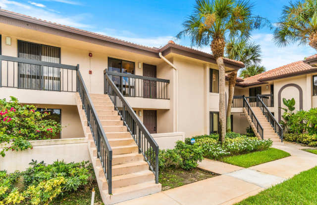 5151 W Club Circle