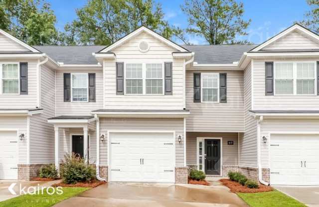 Photo of 613 Ferguson Lane