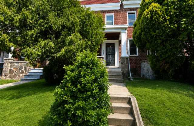 Beautifully Charming 3 Bedroom Home Available Now in Baltimore