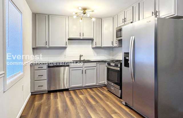 9 Country Club Drive