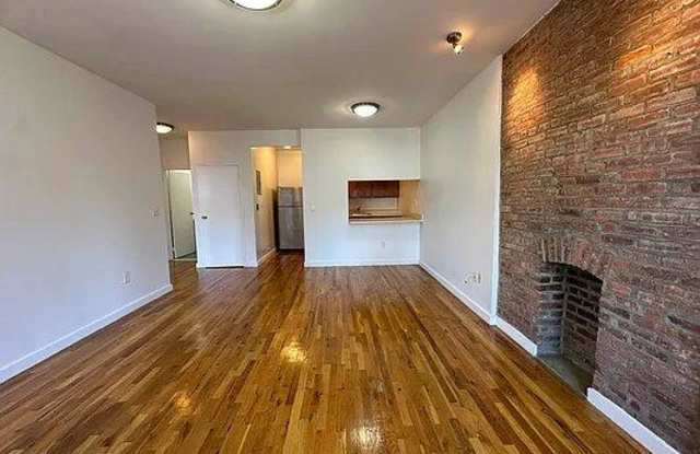 1795 Lexington Avenue