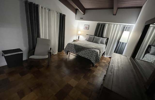 11328 Cherry Hill Rd