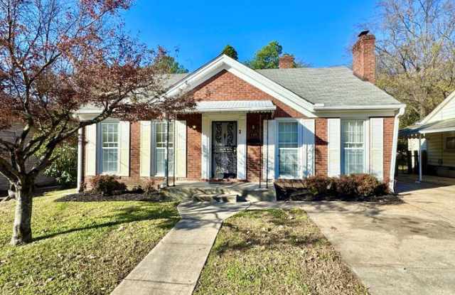 Photo of 135 South Greer Street