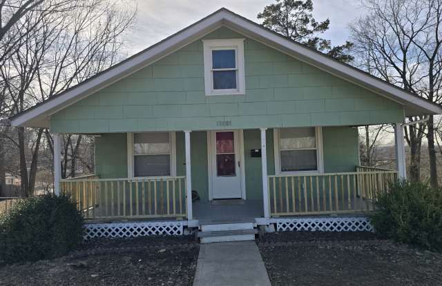 11401 East 9 Street South