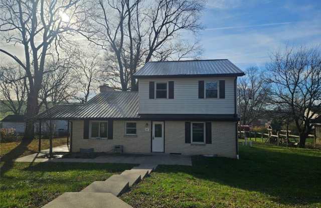 Photo of 257 Main St