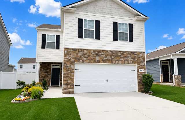 FOR LEASE - 4 Bed, 2.5 Bath in Hunters Pt Village