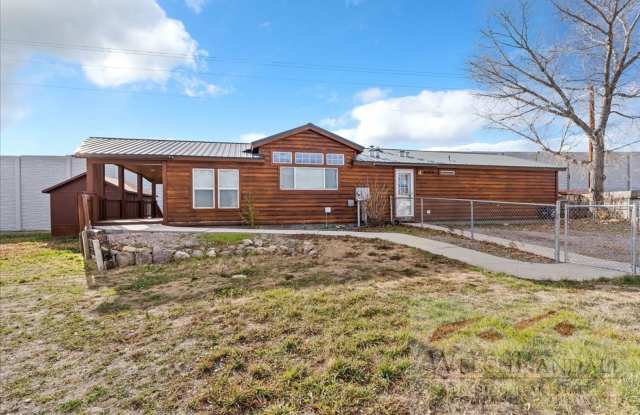 Photo of Beautiful 3 Bed 2 Bath Townhome in West Haven