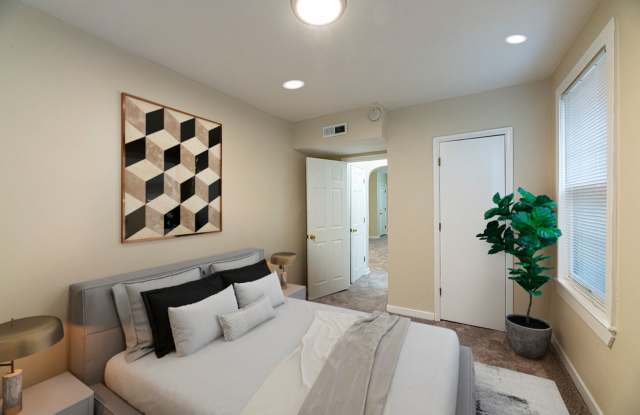 351 PARKLAND PLACE SE