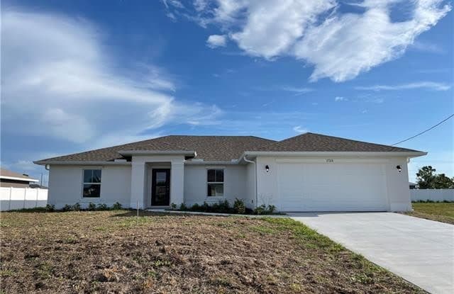 1723 NW 19th ST - 1723 Northwest 19th Street, Cape Coral, FL 33993