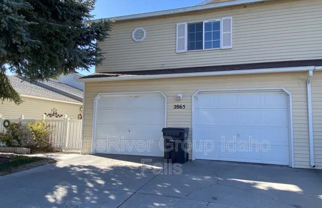 Photo of 2865 Vesta St